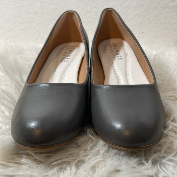 JOURNEE COLLECTION Luu Round Toe Pumps Mini Heel Grey Size 10 NEW - Picture 4 of 16